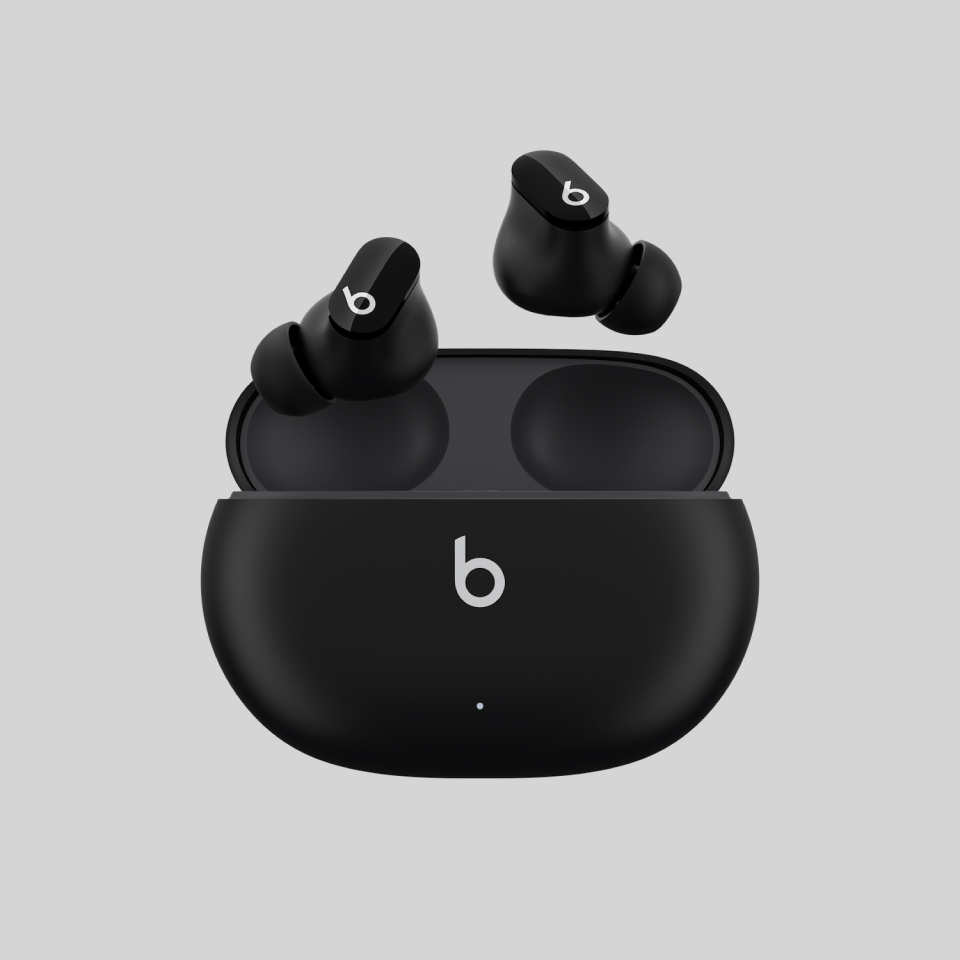 黑色款 Beats Studio Buds